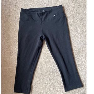 Black Cropped Nike Leggings